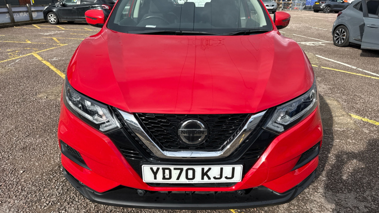 Nissan Qashqai 1.3 DiG-T Acenta Premium 5dr Petrol Hatchback